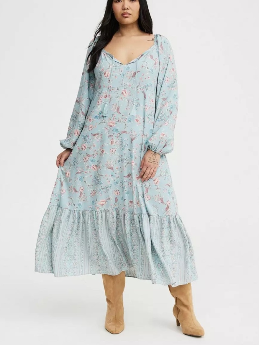 Torrid Dress 1X Maxi Floral Tiered Pockets Cottagecore Plus Size Long Sleeve NWT